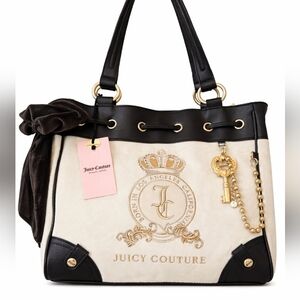 Juicy Couture Black and Cream Lovers Daydreamer Bag